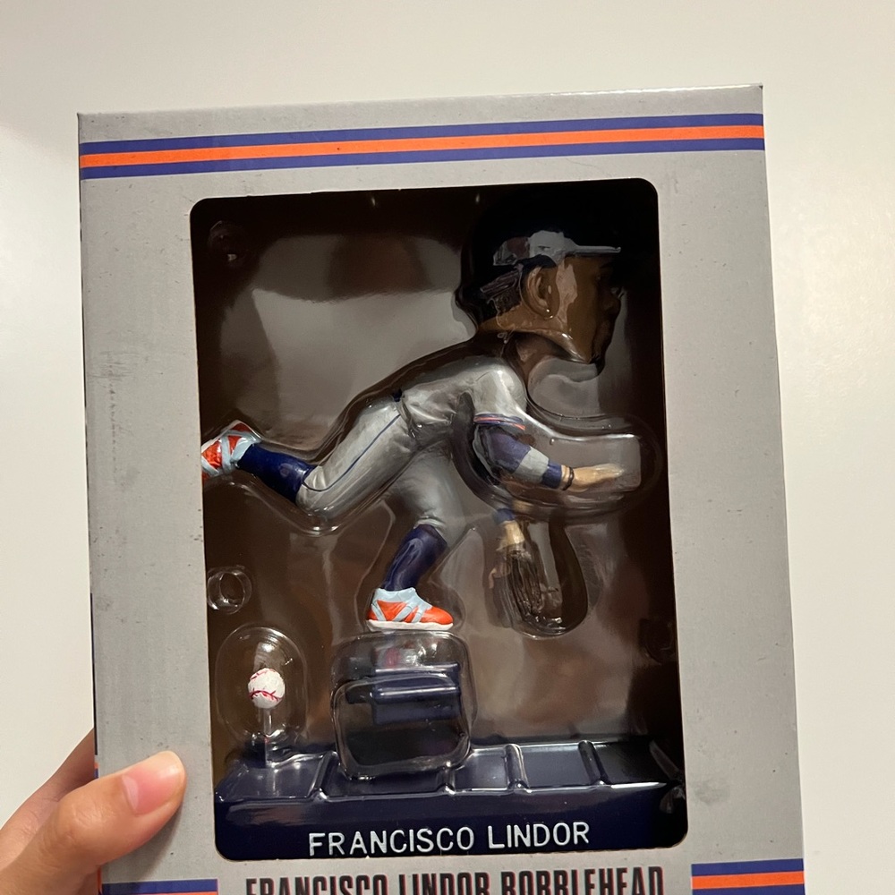 MLB Francisco Lindor Pitching Bobblehead - Blue and White